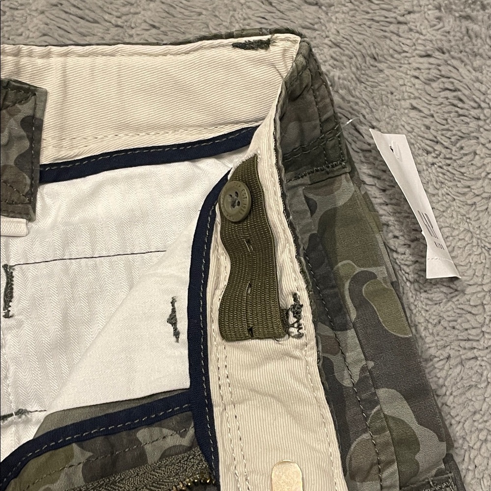 GAP Kids Youth 8 Shorts NWT - Picture 3 of 4